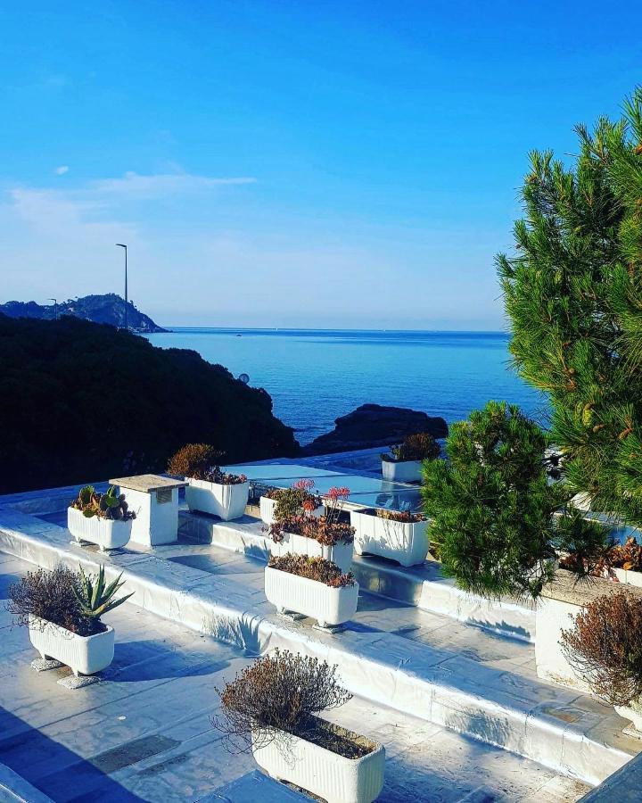 Hotel La Scogliera Cavi di Lavagna Εξωτερικό φωτογραφία