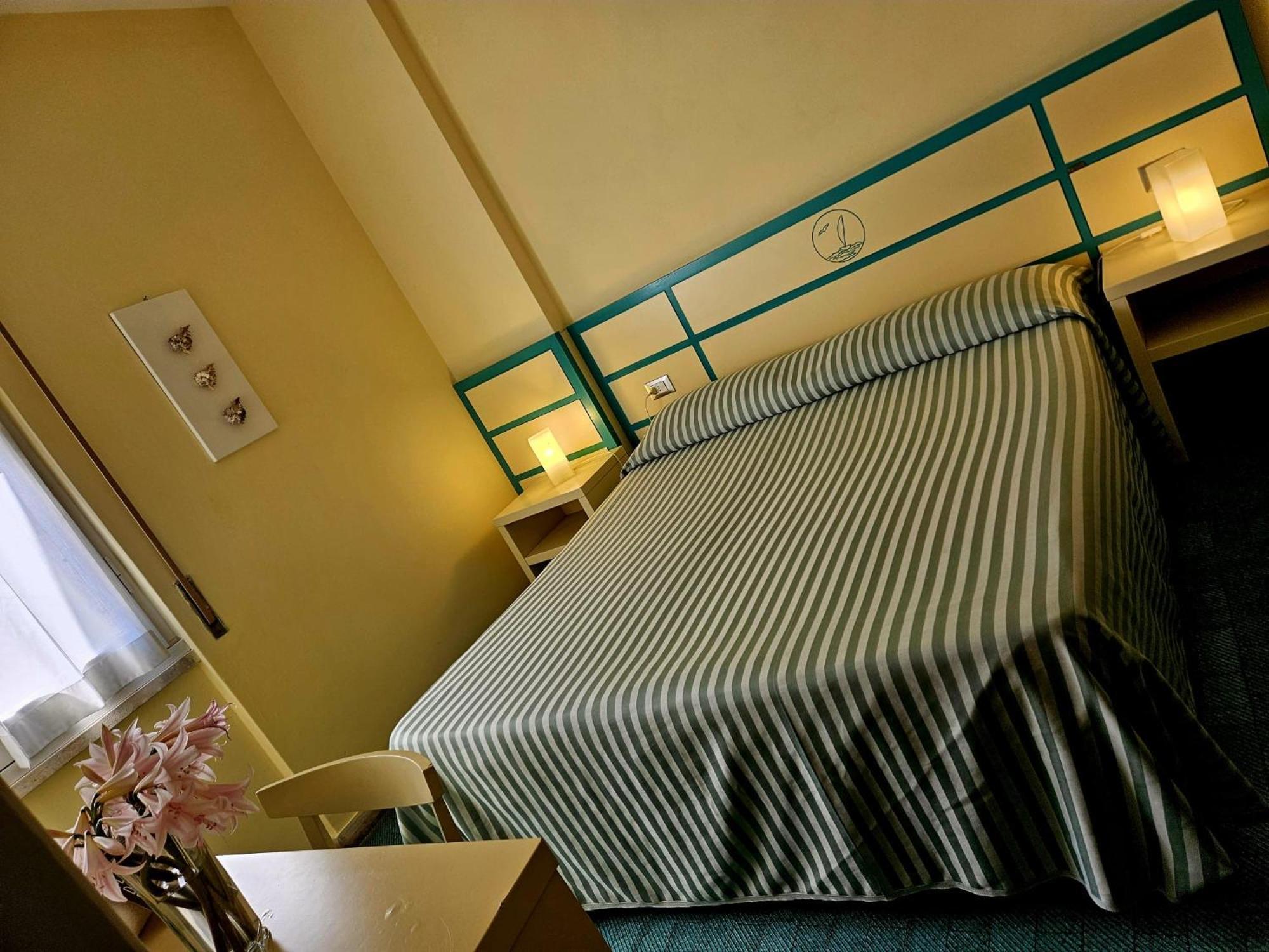 Hotel La Scogliera Cavi di Lavagna Εξωτερικό φωτογραφία