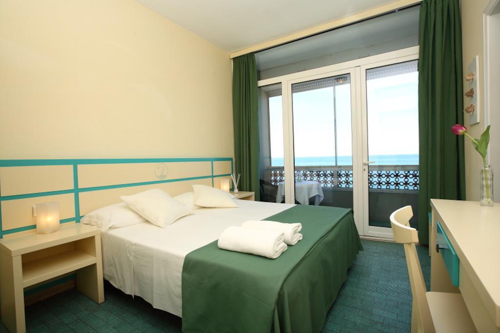 Hotel La Scogliera Cavi di Lavagna Εξωτερικό φωτογραφία