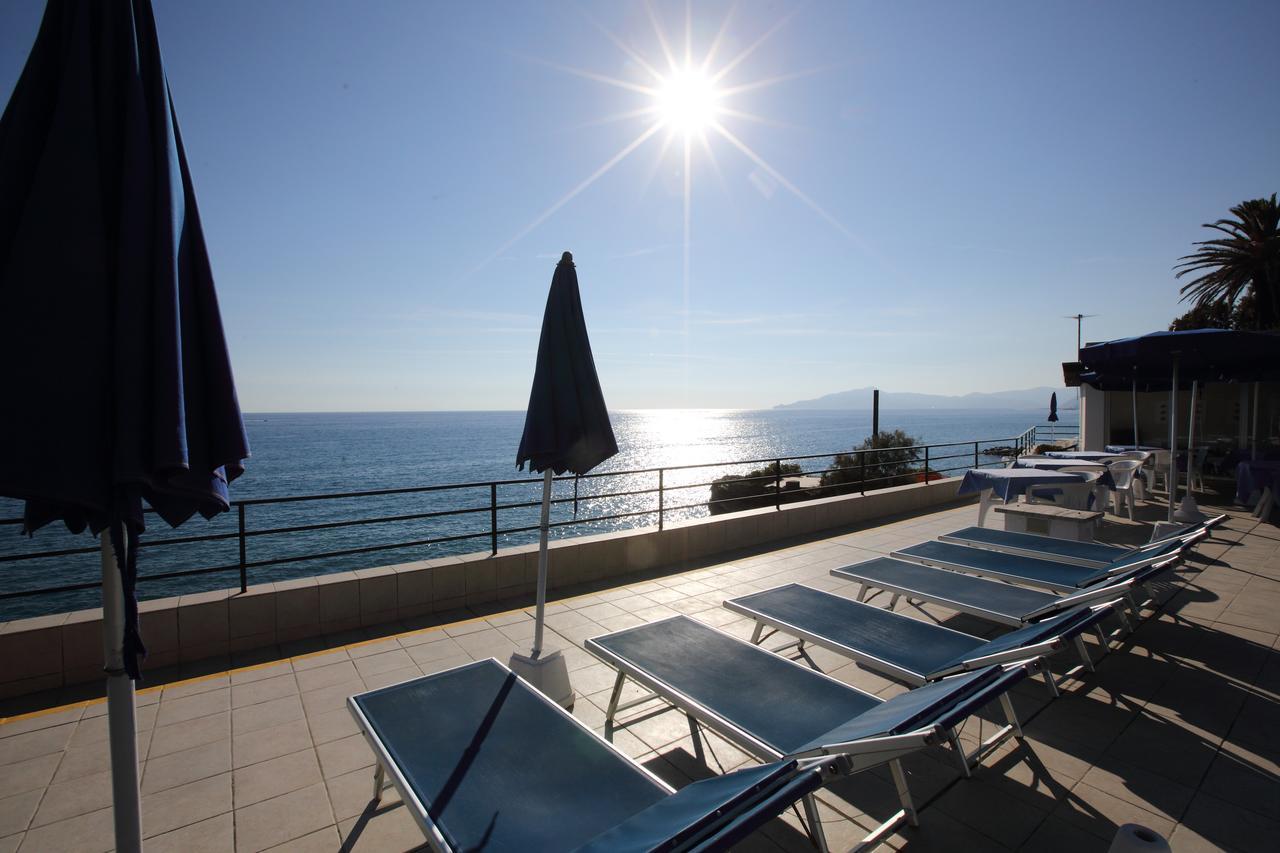 Hotel La Scogliera Cavi di Lavagna Εξωτερικό φωτογραφία