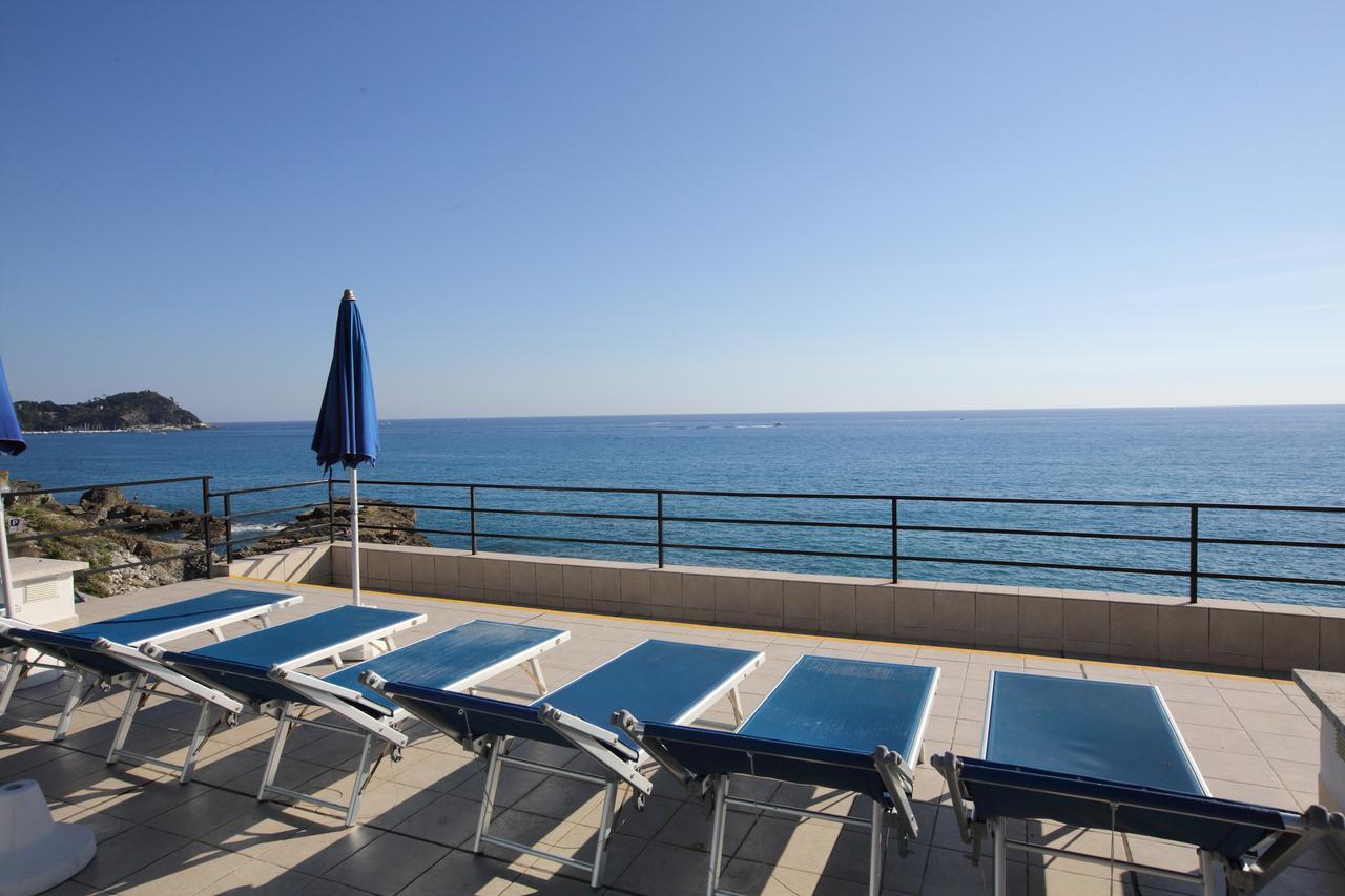 Hotel La Scogliera Cavi di Lavagna Εξωτερικό φωτογραφία